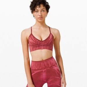 Lululemon sports bra size S